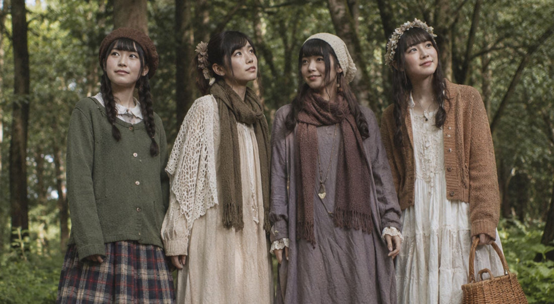 Japanese women's in mori fashion outfits